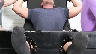 Muscle jock stripped down for a tour of the tickle machine