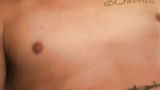 Inked amateur dude with big boner jerks off hard
