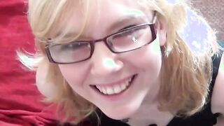 Nerdy English babe with short hair likes to suck it deep