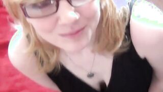 Nerdy English babe with short hair likes to suck it deep
