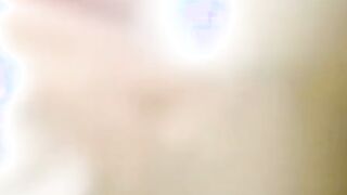 Horny Pregnant Babe masturbates and squirts