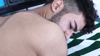 Straight Latino got some money in exchange for his young ass