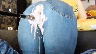 Fuck Machine Creams PAWG MILFs Jeans