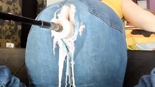 Fuck Machine Creams PAWG MILFs Jeans