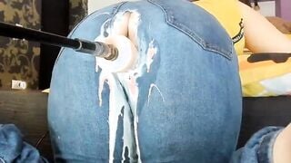 Fuck Machine Creams PAWG MILFs Jeans