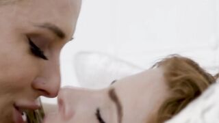 Aiden Ashley and Lumi Ray squirt together on bed