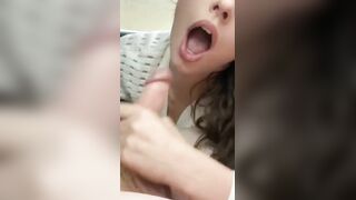 Teen Babe Amateur Car Blowjob