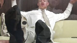 Redhead freak facialized by BBC while sucking toes