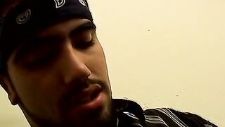 Badass straighty jacks off his cock while looking at the cam