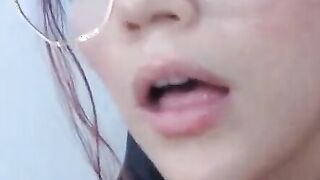 Stepsister gets her pussy wet with toys