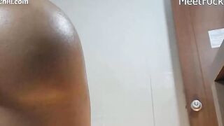 Latina With Big Bubble Ass Needs Some Dick