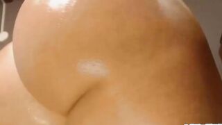 Bubble Butt Latina Makes Pussy Squirt