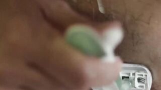 The seductive Laurene K soloshaves her wet hairy pussy