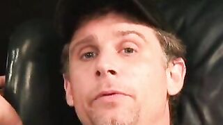 Older gay dude strokes his cock and covers himself with cum