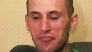 Inked amateur plays with his dick and comes on his stomach