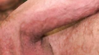 Inked amateur plays with his dick and comes on his stomach
