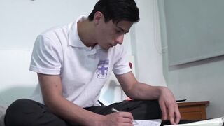 Kinky latino Ferdinand barebacked by young big cock