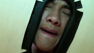Muscular jock sucks cock from athletic buddy after massage