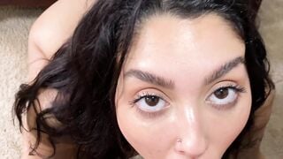 GOTFILLED Vanessa Sky has a hungry box