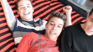 Charming young men deepthroat each others juicy big cock