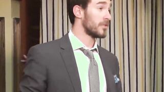 Stylish and hot hunk Massimo Pianos huge rockhard cock is deepthroated