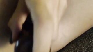Hot Chick dildoes her wet pussy and enjoys it