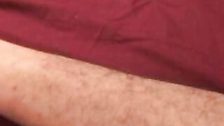 Gay amateur jerks off in his bedroom and comes on his belly