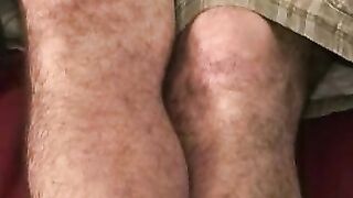 Gay amateur jerks off in his bedroom and comes on his belly