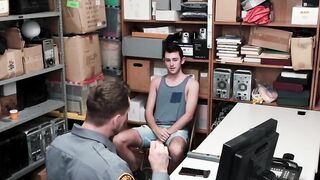 Officer catches young thief and hammers his tight ass bare