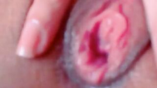 Horny Babe fingers her wet pussy upclose