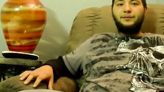 Straight dude watches TV while he gets sucked off by Joe