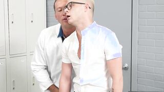 White gay gets submissive and enjoys a hard banging