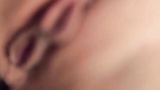 Sensual Amber Pearl plays with her pussy on kitchen table