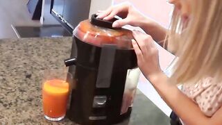 Superb blonde offers her gorgeous body to Producer