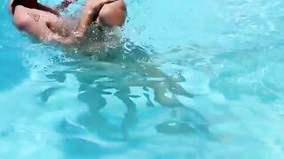 Before bareback orgy twinks play around in the pool