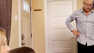 Stepsis being Extra Nice to her Stepbrother