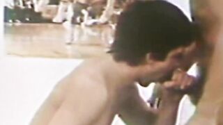 Athletic and hung stud rims and barebacks his sexy roommate