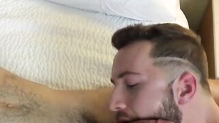 Horny American amateur Christian Cummings fucked bareback