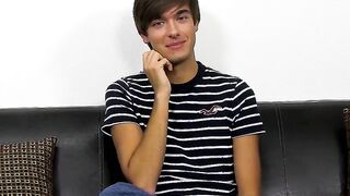 New homo Jayson Steel talked with prior to jacking off