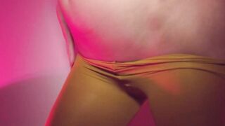 Naughty girl Chelsey plays with dildo during ass drilling