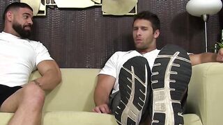 Muscle freak gets his toes licked and sucked by a hot hunk