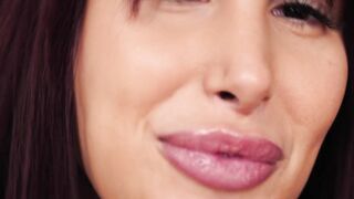 Stunning Latina Mimi Malibu fucked close up