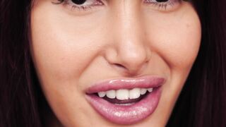 Stunning Latina Mimi Malibu fucked close up