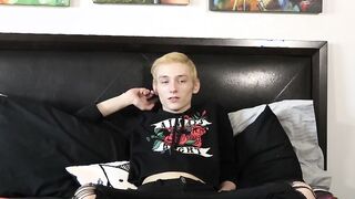 Interviewed twink Justin Stone oils up dildo after jerk off