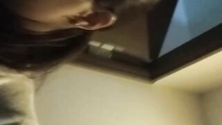 Gorgeous Japanese films her pissing time at home