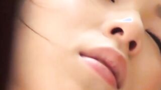 Japanese lady starts rubbing on her cunt while moaning