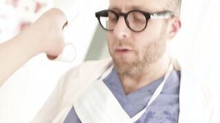 Horny doctor fucks the ass of patient cummer