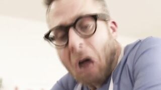 Cummer patient gets analed by the doctor in hospital