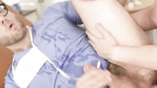 Cummer patient gets analed by the doctor in hospital