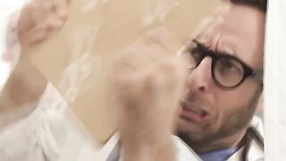 Cummer patient gets analed by the doctor in hospital